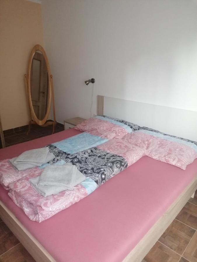 Appartamento Apartmán Žilina Esterno foto