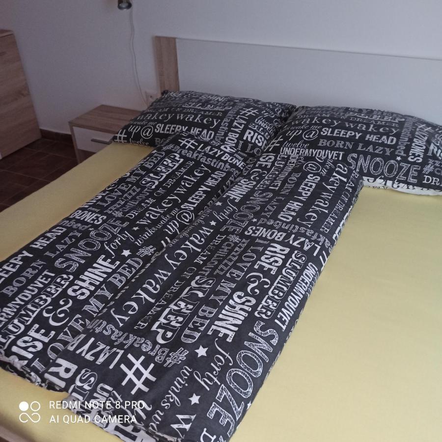 Appartamento Apartmán Žilina Esterno foto